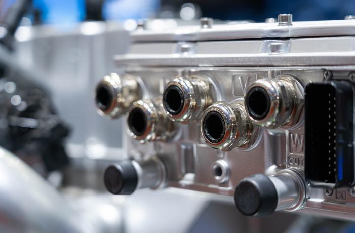 E-Mobility: Herausforderung und Chance für Beschichtungsprozesse E-Mobility: Herausforderung und Chance für Beschichtungsprozesse