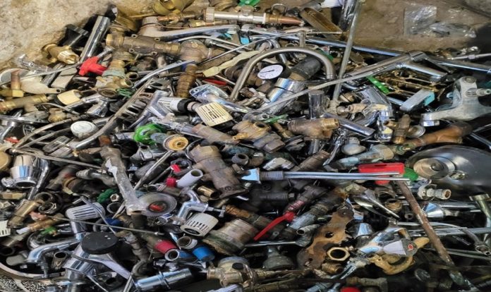 Der Schrotthändler Wuppertal Wir holen Metalle direkt vor Ort und Zahlen in Bar aus-a76da61d