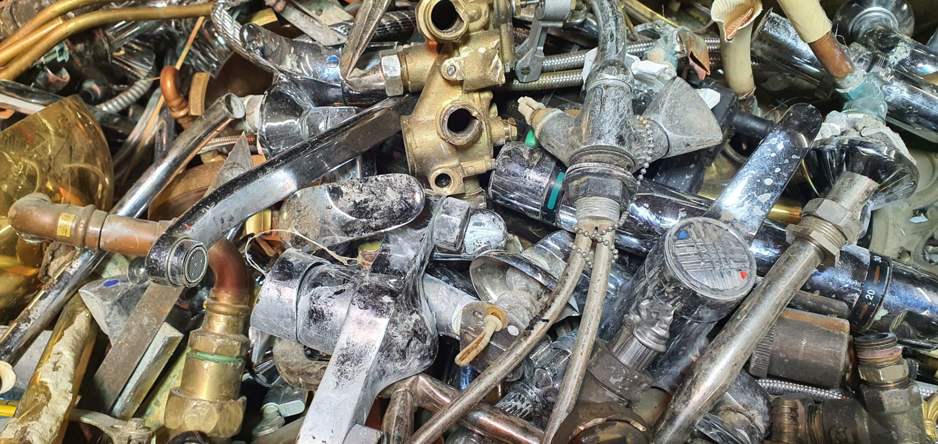 Schrottankauf in Krefeld Größere Mengen Schrott kaufen in Krefeld wir Ihnen selbstverständlich zu Bestpreisen ab. Schrottankauf in Krefeld Größere Mengen Schrott kaufen in Krefeld wir Ihnen selbstverständlich zu Bestpreisen ab.