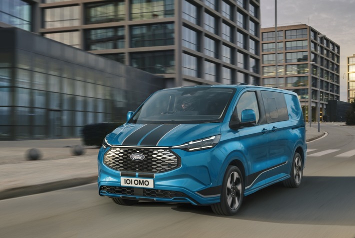 E Transit Custom hat Ford Pro - Elektromobilität für Unternehmer: Bestellen Sie jetzt den wirtschaftlichen Ford E-Transit Custom!