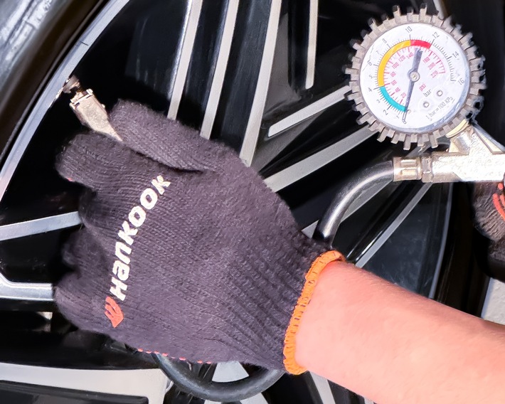 Jetzt Reifen wechseln: aber sicher Jetzt Reifen wechseln: aber sicher Hankook gibt Tipps, worauf es zu achten gilt